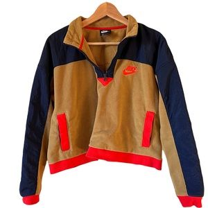 Nike Women’s Cropped Quarter Zip Pullover